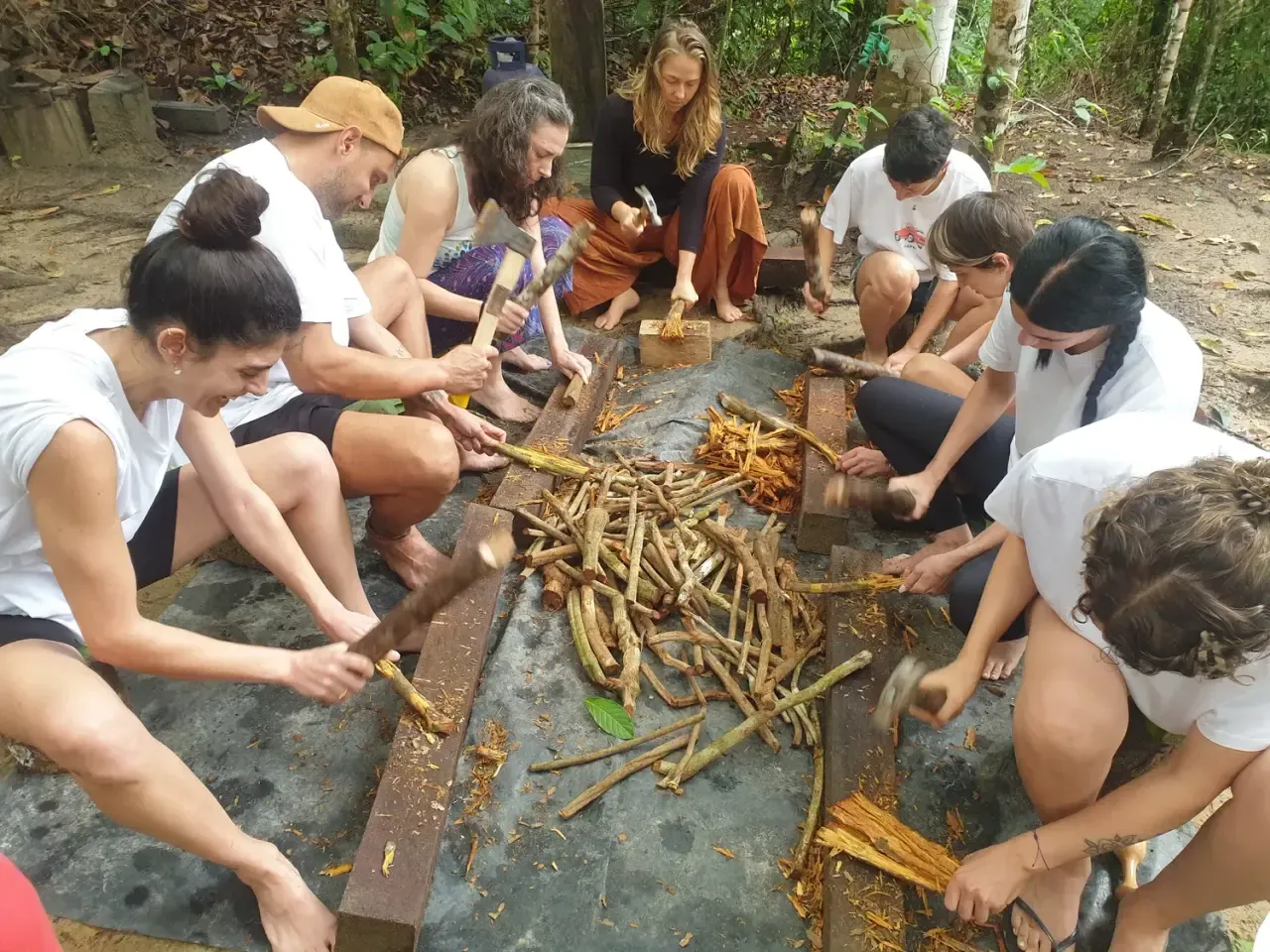 Life at Ayaselva — a moment from the jungle, the maloka, or a retreat.