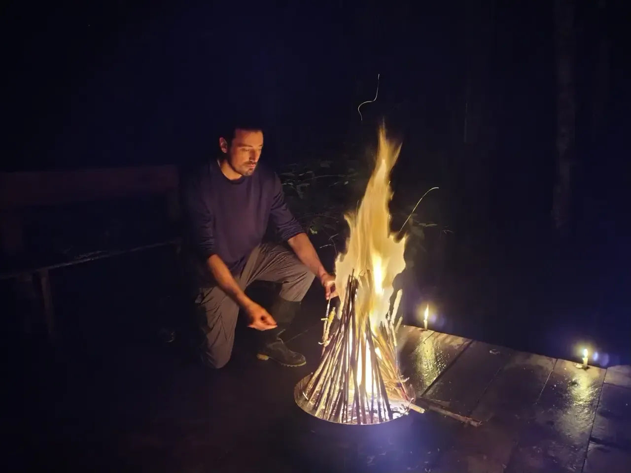 Life at Ayaselva — a moment from the jungle, the maloka, or a retreat.