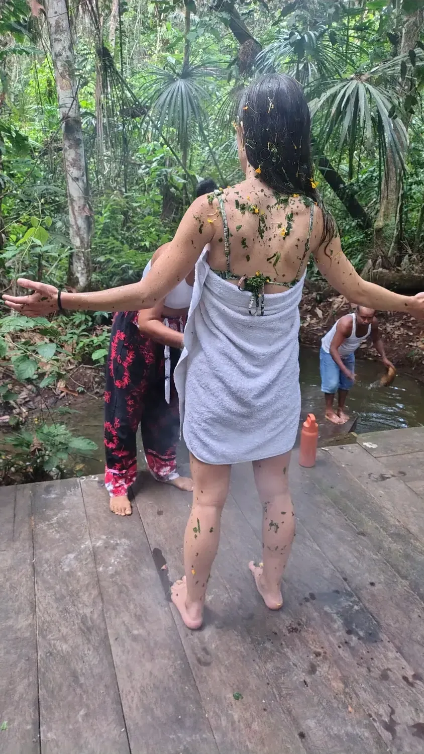 Life at Ayaselva — a moment from the jungle, the maloka, or a retreat.